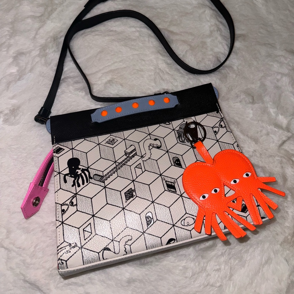 Min & Mon Vali crossbody small and keychain - discontinued print